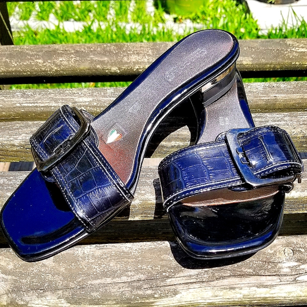 Women's Italian Shoe Maker Vera Pelle Chocola Slip on Sandals